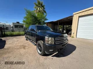 ✅ 2013 Chevrolet Silverado 1500 LT • VIN: 3GCPCSE04DG288925 • Lot: 91102155. Listed on Copart with 168,778 mi. Free auction sales archive from the USA and detailed vehicle history report at DreamBid. Image 1.