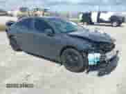 2025 Toyota Camry LE z VIN 4T1DAACK2SU117877, wystawiony jako IAAI lot #42668305 z przebiegiem 9 001 mil mil oraz . Historia ofert i sprzedaży dostępna na DreamBid. Obrazek 1.