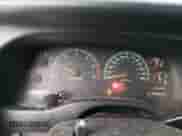 1998 Dodge Dakota SLT z VIN 1B7GG22X0WS597602, wystawiony jako Copart lot #84299884 z przebiegiem 187 120 mil mil oraz Szkoda całkowita • Salvage title. Historia ofert i sprzedaży dostępna na DreamBid. Obrazek 9.