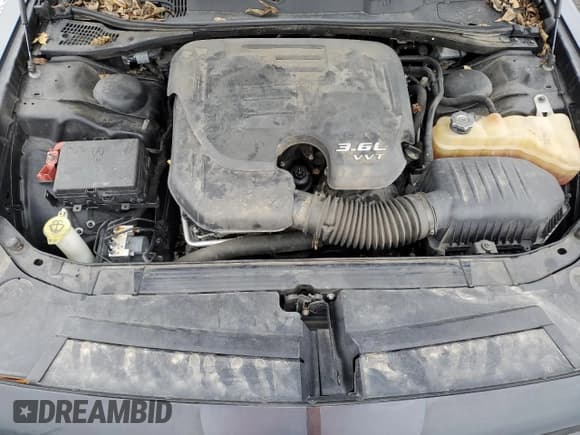 ✅ 2016 Dodge Challenger SXT Plus • VIN: 2C3CDZAG7GH300744 • Lot: 42603414. Wystawiony na Copart z przebiegiem 135 178 mil. Bezpłatny archiwum sprzedaży aukcyjnych z USA i szczegółowy raport historii pojazdu na DreamBid. Zdjęcie 11.