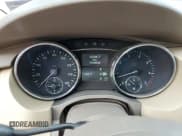 ✅ 2010 Mercedes-Benz R 350 • VIN: 4JGCB6FE1AA108406 • Lot: 77874934. Listed on Copart with 154,036 mi. Free auction sales archive from the USA and detailed vehicle history report at DreamBid. Image 9.