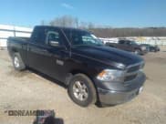 ✅ 2018 Ram 1500 Express • VIN: 1C6RR6FG0JS131656 • Lot: 41640173. Wystawiony na IAAI z przebiegiem 56 025 mil. Bezpłatny archiwum sprzedaży aukcyjnych z USA i szczegółowy raport historii pojazdu na DreamBid. Zdjęcie 1.
