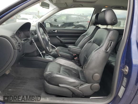 ✅ 2005 Volkswagen Golf GTI 1.8T • VIN: 9BWDE61J854009371 • Лот: 72267484. Опубликован ранее на Copart с пробегом 150 287 миль. Бесплатный доступ к архиву аукционных продаж из США и подробный отчёт об истории автомобиля на DreamBid. Изображение 7.