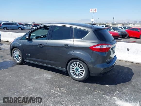 ✅ 2016 Ford C-Max SEL • VIN: 1FADP5CU5GL112686 • Lot: 42009055. Wystawiony na IAAI z przebiegiem 146 300 mil. Bezpłatny archiwum sprzedaży aukcyjnych z USA i szczegółowy raport historii pojazdu na DreamBid. Zdjęcie 3.