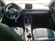 ✅ 2016 Scion iA • VIN: 3MYDLBZV8GY112646 • Лот: 51481723. Опубликован ранее на Copart с пробегом 98 781 миль. Бесплатный доступ к архиву аукционных продаж из США и подробный отчёт об истории автомобиля на DreamBid. Изображение 8.