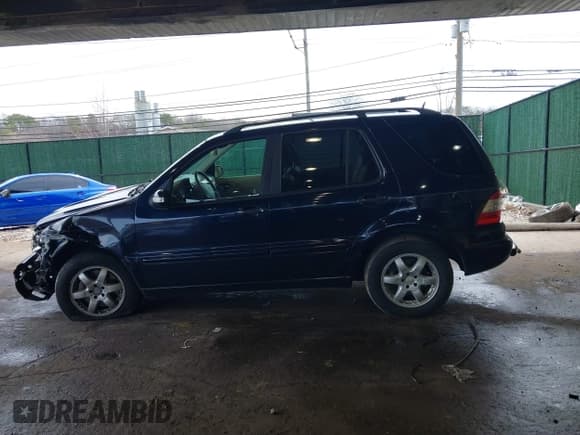 ✅ 2003 Mercedes-Benz M 500 • VIN: 4JGAB75E23A442364 • Лот: 41958964. Опубликован ранее на IAAI с пробегом 221 174 миль. Бесплатный доступ к архиву аукционных продаж из США и подробный отчёт об истории автомобиля на DreamBid. Изображение 14.