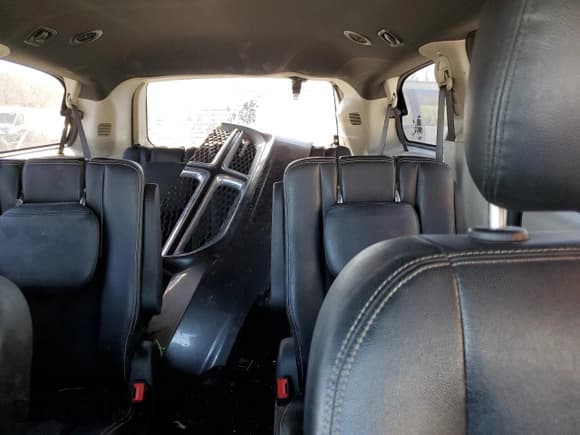 ✅ 2017 Dodge Grand Caravan SXT • VIN: 2C4RDGCG3HR856763 • Lot: 89899795. Listed on Copart with 205,014 mi. Free auction sales archive from the USA and detailed vehicle history report at DreamBid. Image 10.