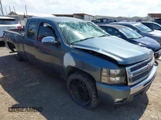 ✅ 2011 Chevrolet Silverado 1500 LT • VIN: 1GCRCSE08BZ391710 • Lot: 43128985. Listed on IAAI with 173,008 mi. Free auction sales archive from the USA and detailed vehicle history report at DreamBid. Image 1.