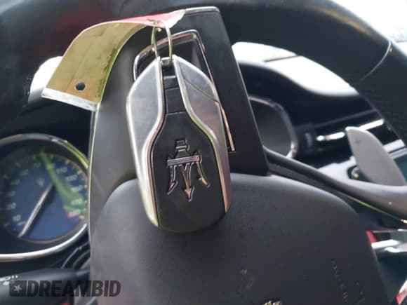 ✅ 2019 Maserati Quattroporte S Q4 • VIN: ZAM56YRA8K1314308 • Lot: 40975948. Wystawiony na IAAI z przebiegiem 44 835 mil. Bezpłatny archiwum sprzedaży aukcyjnych z USA i szczegółowy raport historii pojazdu na DreamBid. Zdjęcie 11.