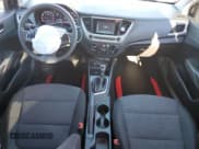 ✅ 2019 Hyundai Accent SE • VIN: 3KPC24A34KE059733 • Лот: 82810634. Опубликован ранее на Copart с пробегом 93 078 миль. Бесплатный доступ к архиву аукционных продаж из США и подробный отчёт об истории автомобиля на DreamBid. Изображение 8.