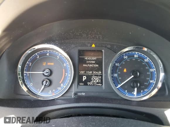 ✅ 2018 Toyota Corolla LE Eco • VIN: 2T1BPRHE9JC021851 • Лот: 66487125. Опубликован ранее на Copart с пробегом 99 515 миль. Бесплатный доступ к архиву аукционных продаж из США и подробный отчёт об истории автомобиля на DreamBid. Изображение 9.