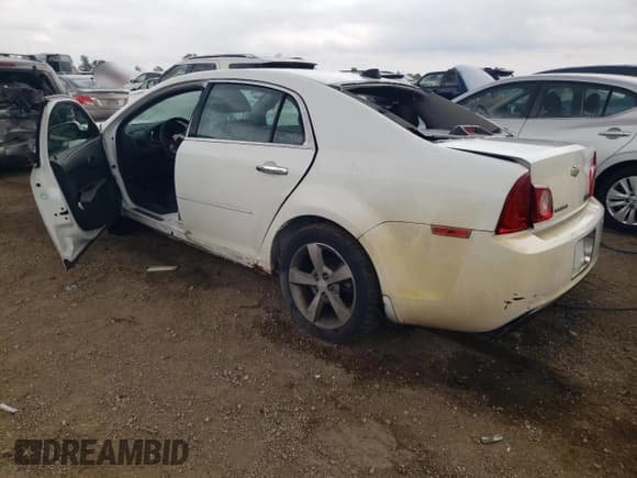 ✅ 2012 Chevrolet Malibu 1LT • VIN: 1G1ZC5E09CF279592 • Lot: 62767024. Listed on Copart with 128,886 mi. Free auction sales archive from the USA and detailed vehicle history report at DreamBid. Image 2.