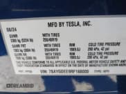 ✅ 2024 Tesla Model Y Long Range • VIN: 7SAYGDEE9RF168005 • Lot: 43508845. Wystawiony na IAAI z przebiegiem 23 426 mil. Bezpłatny archiwum sprzedaży aukcyjnych z USA i szczegółowy raport historii pojazdu na DreamBid. Zdjęcie 9.