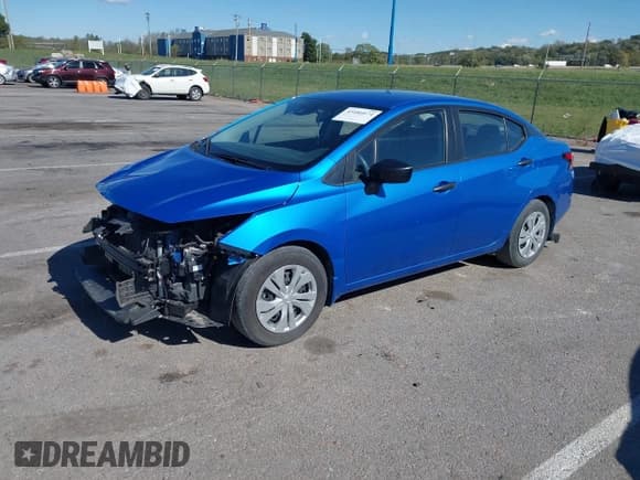 ✅ 2023 Nissan Versa S • VIN: 3N1CN8DV3PL872921 • Lot: 43486074. Wystawiony na IAAI z przebiegiem 44 811 mil. Bezpłatny archiwum sprzedaży aukcyjnych z USA i szczegółowy raport historii pojazdu na DreamBid. Zdjęcie 2.