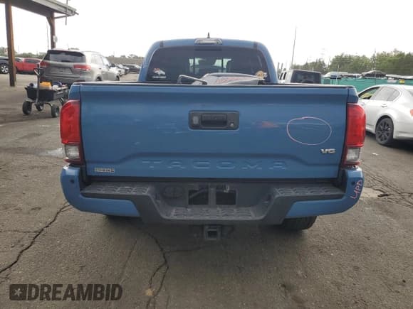 ✅ 2019 Toyota Tacoma SR5 • VIN: 3TMDZ5BN4KM056021 • Lot: 60572375. Listed on Copart with 119,746 mi. Free auction sales archive from the USA and detailed vehicle history report at DreamBid. Image 6.