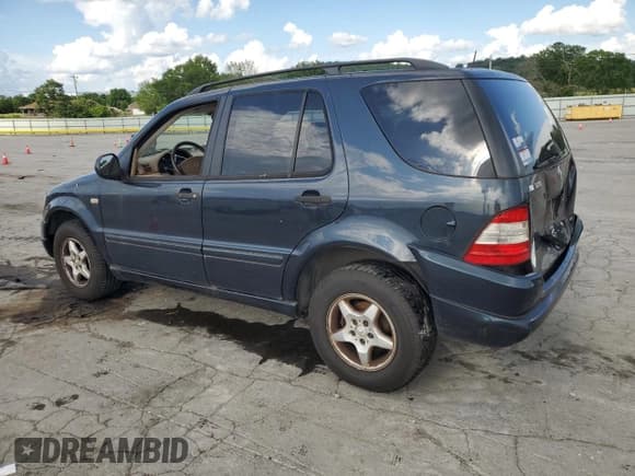 ✅ 2001 Mercedes-Benz M 320/430/500 • VIN: 4JGAB54E41A272057 • Lot: 58197965. Wystawiony na Copart z przebiegiem 150 829 mil. Bezpłatny archiwum sprzedaży aukcyjnych z USA i szczegółowy raport historii pojazdu na DreamBid. Zdjęcie 2.