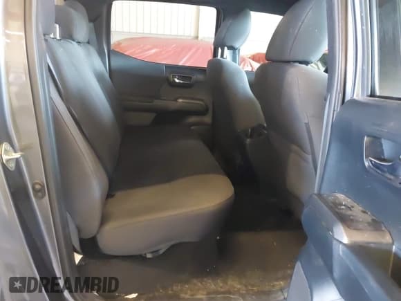 ✅ 2017 Toyota Tacoma SR5 • VIN: 5TFCZ5AN2HX051383 • Lot: 43034141. Listed on IAAI with 94,260 mi. Free auction sales archive from the USA and detailed vehicle history report at DreamBid. Image 8.