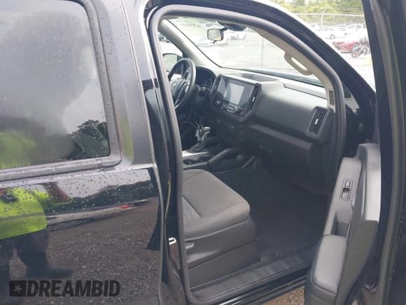 ✅ 2025 Nissan Frontier SL • VIN: 1N6ED1EJ3SN614724 • Lot: 42955646. Listed on IAAI with 7,375 mi. Free auction sales archive from the USA and detailed vehicle history report at DreamBid. Image 5.