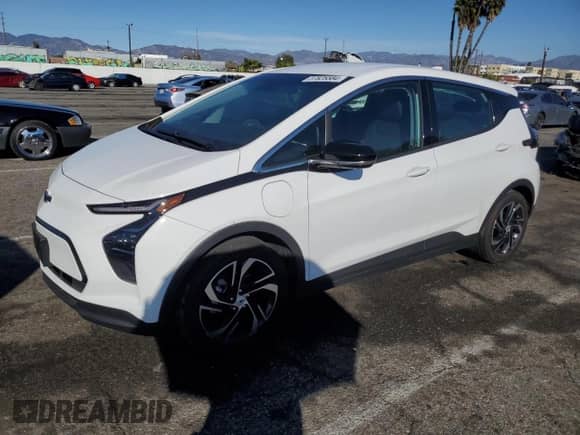 2023 Chevrolet Bolt EV 2LT z VIN 1G1FX6S04P4161503, wystawiony jako Copart lot #37825584 z przebiegiem 3 096 mil mil oraz . Historia ofert i sprzedaży dostępna na DreamBid. Obrazek 1.