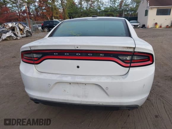 ✅ 2015 Dodge Charger Police • VIN: 2C3CDXAT4FH874377 • Лот: 40807854. Опубликован ранее на IAAI с пробегом 93 705 миль. Бесплатный доступ к архиву аукционных продаж из США и подробный отчёт об истории автомобиля на DreamBid. Изображение 16.