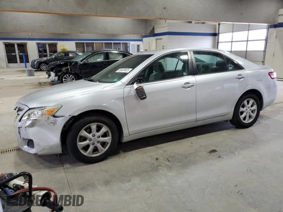 ✅ 2011 Toyota Camry LE • VIN: 4T4BF3EK7BR094023 • Лот: 85405435. Опубликован ранее на Copart с пробегом 60 541 миль. Бесплатный доступ к архиву аукционных продаж из США и подробный отчёт об истории автомобиля на DreamBid. Изображение 1.