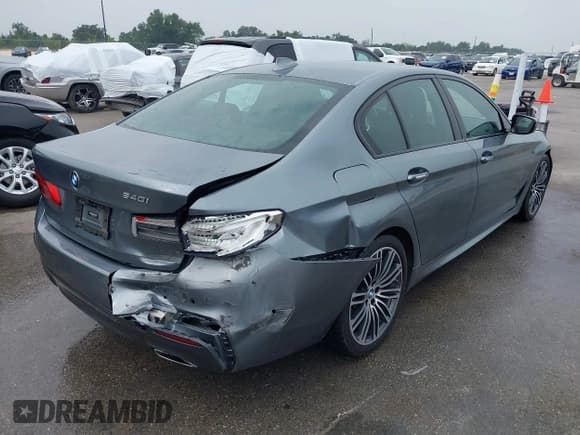 ✅ 2018 BMW 5 Series 540i • VIN: WBAJE5C55JWA97785 • Lot: 42277279. Listed on IAAI with 56,860 mi. Free auction sales archive from the USA and detailed vehicle history report at DreamBid. Image 4.