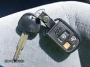 ✅ 2005 Hyundai Elantra GLS • VIN: KMHDN46D75U164782 • Lot: 41747737. Wystawiony na IAAI z przebiegiem 153 306 mil. Bezpłatny archiwum sprzedaży aukcyjnych z USA i szczegółowy raport historii pojazdu na DreamBid. Zdjęcie 11.