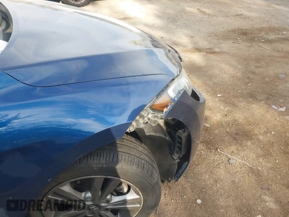 ✅ 2017 Hyundai Elantra Value Edition • VIN: 5NPD84LF0HH176398 • Lot: 43356918. Wystawiony na IAAI z przebiegiem 48 670 mil. Bezpłatny archiwum sprzedaży aukcyjnych z USA i szczegółowy raport historii pojazdu na DreamBid. Zdjęcie 6.