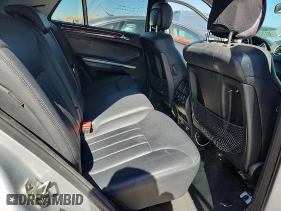 ✅ 2008 Mercedes-Benz M 550 • VIN: 4JGBB72EX8A414392 • Лот: 81728965. Опубликован ранее на Copart с пробегом 165 077 миль. Бесплатный доступ к архиву аукционных продаж из США и подробный отчёт об истории автомобиля на DreamBid. Изображение 10.