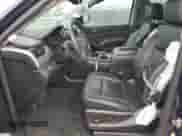 2020 Chevrolet Suburban LT z VIN 1GNSCHKC2LR173788, wystawiony jako Copart lot #69171084 z przebiegiem 66 056 mil mil oraz Szkoda całkowita • Salvage title. Historia ofert i sprzedaży dostępna na DreamBid. Obrazek 7.