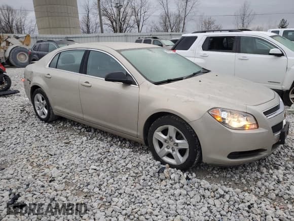✅ 2011 Chevrolet Malibu 1FL • VIN: 1G1ZA5EU9BF354055 • Lot: 84287624. Listed on Copart with 118,122 mi. Free auction sales archive from the USA and detailed vehicle history report at DreamBid. Image 4.
