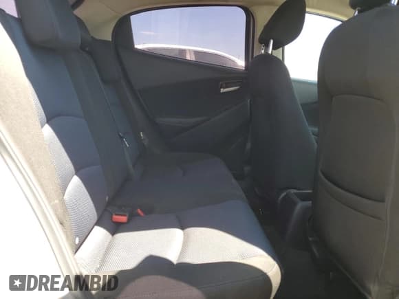 ✅ 2020 Toyota Yaris LE • VIN: 3MYDLBJV0LY703754 • Lot: 66342475. Wystawiony na Copart z przebiegiem 84 959 mil. Bezpłatny archiwum sprzedaży aukcyjnych z USA i szczegółowy raport historii pojazdu na DreamBid. Zdjęcie 10.