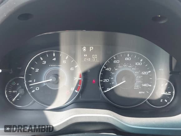 ✅ 2010 Subaru Outback Premium All-Weather Anniversary • VIN: 4S4BRBCC5A3341325 • Lot: 42443920. Listed on IAAI with 248,131 mi. Free auction sales archive from the USA and detailed vehicle history report at DreamBid. Image 7.