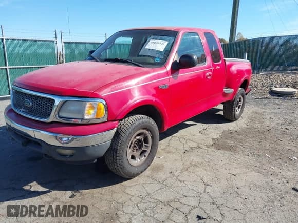 ✅ 1999 Ford F-150 XL • VIN: 2FTRX08L8XCA32330 • Lot: 43620322. Wystawiony na IAAI z przebiegiem Nie podano. Bezpłatny archiwum sprzedaży aukcyjnych z USA i szczegółowy raport historii pojazdu na DreamBid. Zdjęcie 19.
