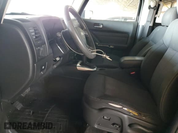 ✅ 2009 Hummer H3 SUV • VIN: 5GTEN13EX98119041 • Lot: 70562985. Listed on Copart with 177,376 mi. Free auction sales archive from the USA and detailed vehicle history report at DreamBid. Image 7.