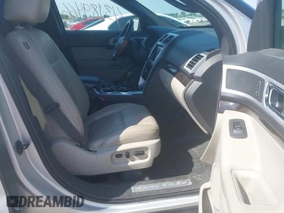 ✅ 2011 Ford Explorer Limited • VIN: 1FMHK8F84BGA56540 • Lot: 43189466. Wystawiony na IAAI z przebiegiem 167 853 mil. Bezpłatny archiwum sprzedaży aukcyjnych z USA i szczegółowy raport historii pojazdu na DreamBid. Zdjęcie 5.