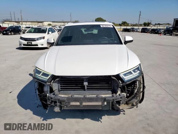 ✅ 2019 Audi Q5 Prestige • VIN: WA1CNAFY9K2113108 • Лот: 82193275. Опубликован ранее на Copart с пробегом 49 072 миль. Бесплатный доступ к архиву аукционных продаж из США и подробный отчёт об истории автомобиля на DreamBid. Изображение 5.