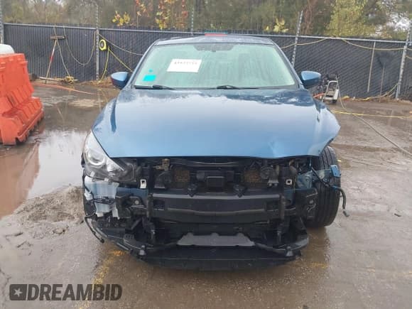 ✅ 2017 Mazda 3 Sport • VIN: 3MZBN1U72HM102705 • Lot: 43523735. Listed on IAAI with 186,365 mi. Free auction sales archive from the USA and detailed vehicle history report at DreamBid. Image 12.