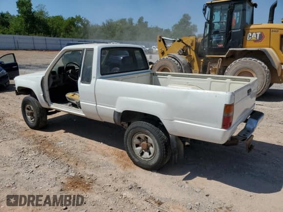 ✅ 1986 Toyota Xtracab Trucks • VIN: JT4RN67P6G5030079 • Lot: 69609495. Listed on Copart with 111,170 mi. Free auction sales archive from the USA and detailed vehicle history report at DreamBid. Image 2.