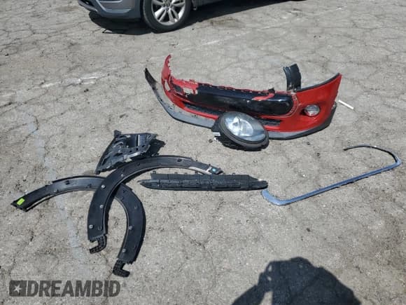 ✅ 2016 MINI Convertible • VIN: WMWWG5C54G3C19062 • Lot: 53077555. Wystawiony na Copart z przebiegiem 66 686 mil. Bezpłatny archiwum sprzedaży aukcyjnych z USA i szczegółowy raport historii pojazdu na DreamBid. Zdjęcie 14.