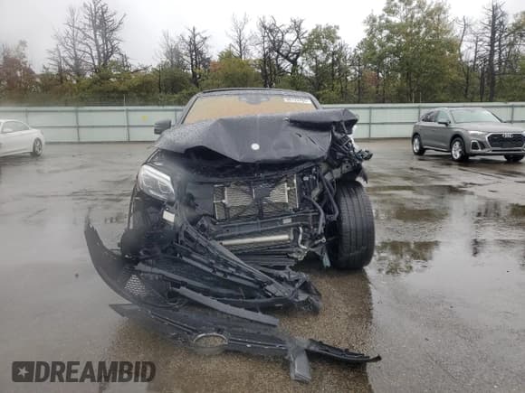 ✅ 2016 Mercedes-Benz GLE 63 S AMG • VIN: 4JGED7FB5GA033281 • Lot: 86123765. Wystawiony na Copart z przebiegiem 83 228 mil. Bezpłatny archiwum sprzedaży aukcyjnych z USA i szczegółowy raport historii pojazdu na DreamBid. Zdjęcie 5.