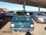 ✅ 1997 Chevrolet Blazer LS • VIN: 1GNDT13W3V2231007 • Лот: 43542331. Опубликован ранее на IAAI с пробегом 200 201 миль. Бесплатный доступ к архиву аукционных продаж из США и подробный отчёт об истории автомобиля на DreamBid. Изображение 6.