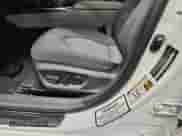 2023 Toyota Camry Hybrid LE z VIN 4T1C31AK0PU614488, wystawiony jako Copart lot #71786005 z przebiegiem 59 442 mil mil oraz Szkoda całkowita • Salvage title. Historia ofert i sprzedaży dostępna na DreamBid. Obrazek 12.