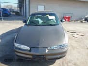 ✅ 2000 Oldsmobile Intrigue GX • VIN: 1G3WH52H0YF280823 • Lot: 42199925. Wystawiony na IAAI z przebiegiem 102 427 mil. Bezpłatny archiwum sprzedaży aukcyjnych z USA i szczegółowy raport historii pojazdu na DreamBid. Zdjęcie 12.