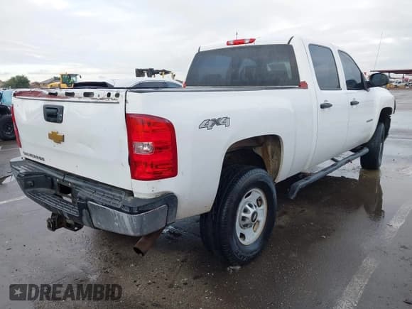 ✅ 2013 Chevrolet Silverado 2500HD Work Truck • VIN: 1GC1KVCG6DF216930 • Лот: 43751035. Опубликован ранее на IAAI с пробегом 325 976 миль. Бесплатный доступ к архиву аукционных продаж из США и подробный отчёт об истории автомобиля на DreamBid. Изображение 4.