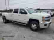 2015 Chevrolet Silverado 3500HD LTZ с VIN 1GC4K0C8XFF573426, выставлен на аукционе Copart как лот 85896784 с пробегом 104 104 миль миль и Списание • Salvage title. История ставок и продаж доступна на DreamBid. Изображение 1.
