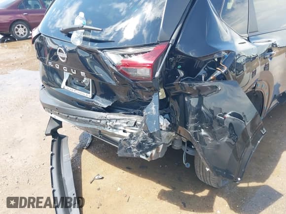 ✅ 2023 Nissan Rogue SV • VIN: JN8BT3BA0PW433028 • Лот: 42672166. Опубликован ранее на IAAI с пробегом 1 583 миль. Бесплатный доступ к архиву аукционных продаж из США и подробный отчёт об истории автомобиля на DreamBid. Изображение 6.