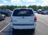 ✅ 2008 Ford Escape Hybrid • VIN: 1FMCU59H88KA49868 • Lot: 43119417. Listed on IAAI with 125,254 mi. Free auction sales archive from the USA and detailed vehicle history report at DreamBid. Image 16.