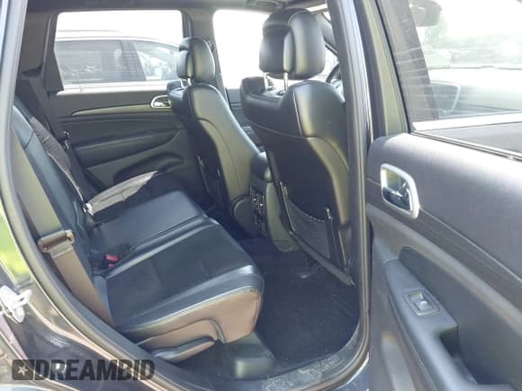 ✅ 2015 Jeep Grand Cherokee Laredo • VIN: 1C4RJFAG4FC932521 • Лот: 42827186. Опубликован ранее на IAAI с пробегом 146 637 миль. Бесплатный доступ к архиву аукционных продаж из США и подробный отчёт об истории автомобиля на DreamBid. Изображение 8.