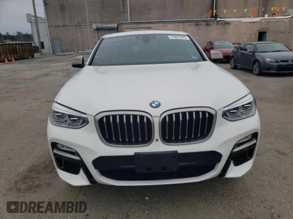 ✅ 2019 BMW X4 M40i • VIN: 5UXUJ5C5XK9A32960 • Lot: 41801423. Wystawiony na Copart z przebiegiem 24 326 mil. Bezpłatny archiwum sprzedaży aukcyjnych z USA i szczegółowy raport historii pojazdu na DreamBid. Zdjęcie 5.